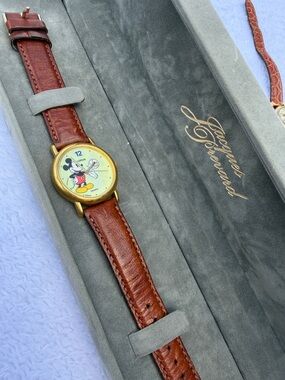 Vintage Mickey Mouse Gold-Tone Watch with Brown Leather Strap
